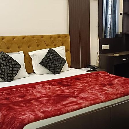 Hotel Shree Kanta Gurgaon Extérieur photo