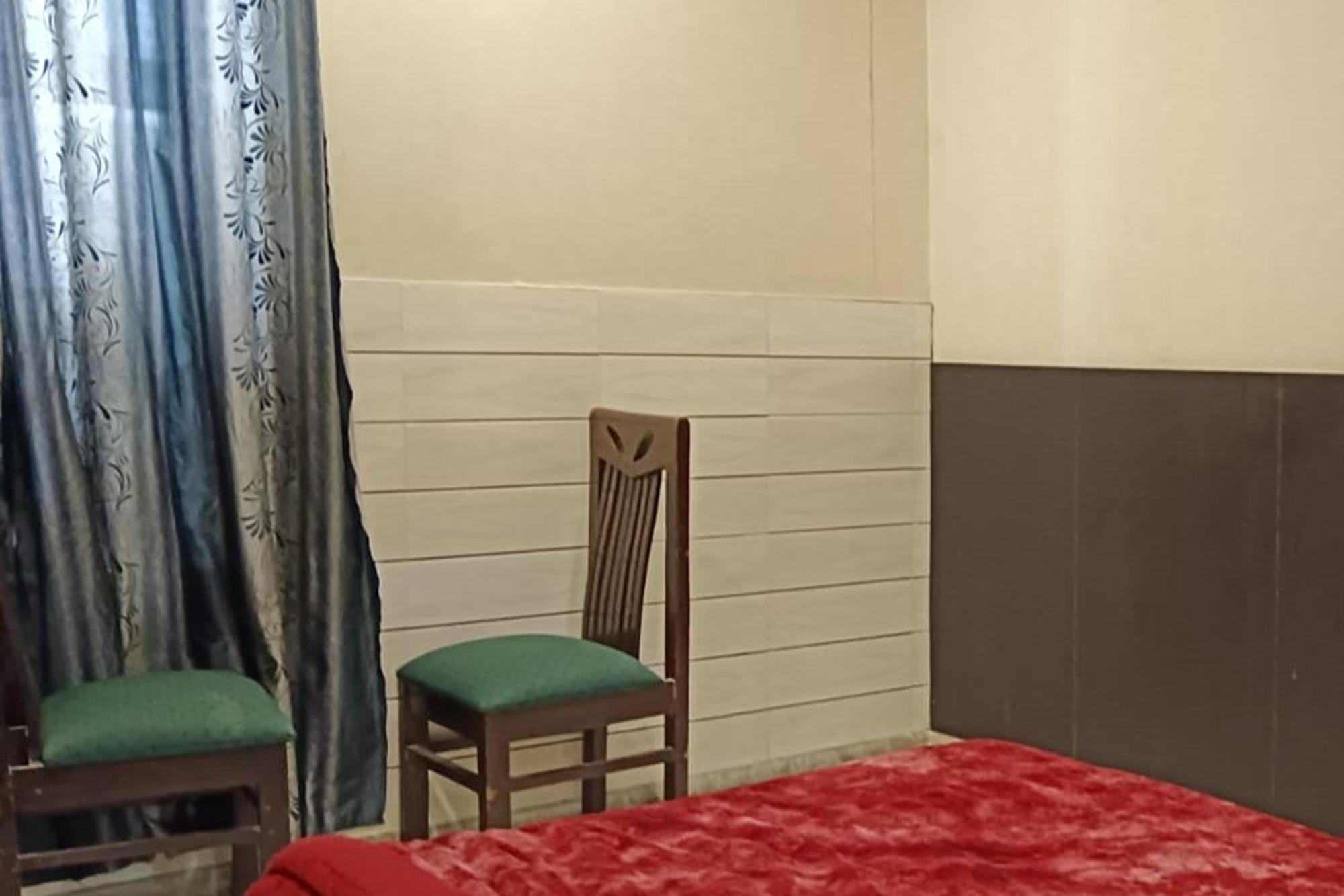 Hotel Shree Kanta Gurgaon Extérieur photo