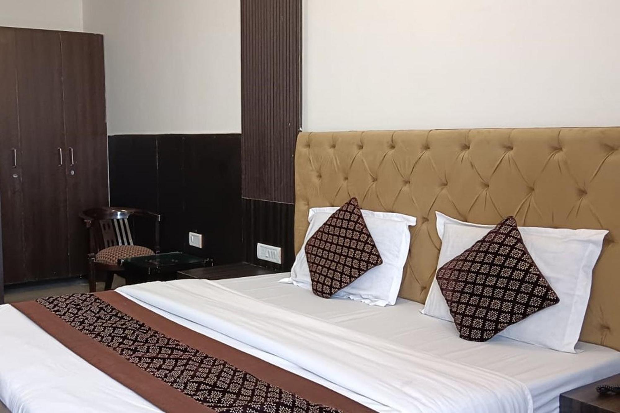 Hotel Shree Kanta Gurgaon Extérieur photo