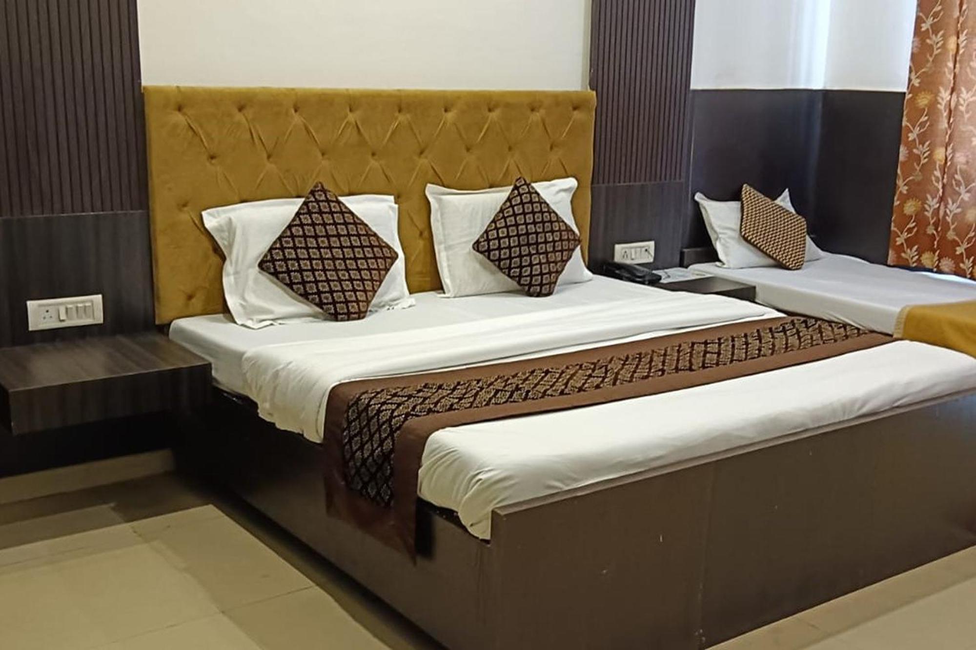 Hotel Shree Kanta Gurgaon Extérieur photo