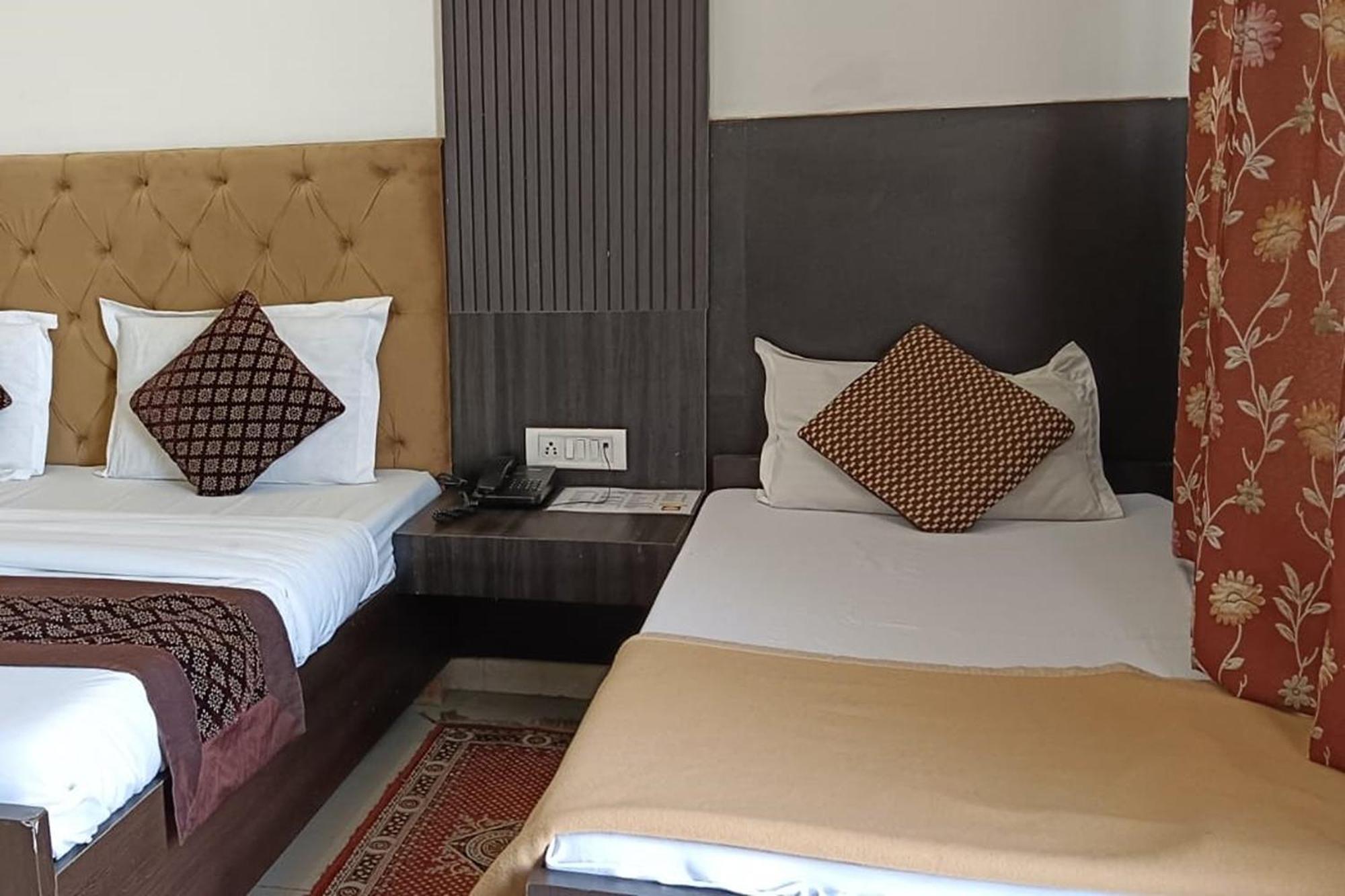 Hotel Shree Kanta Gurgaon Extérieur photo