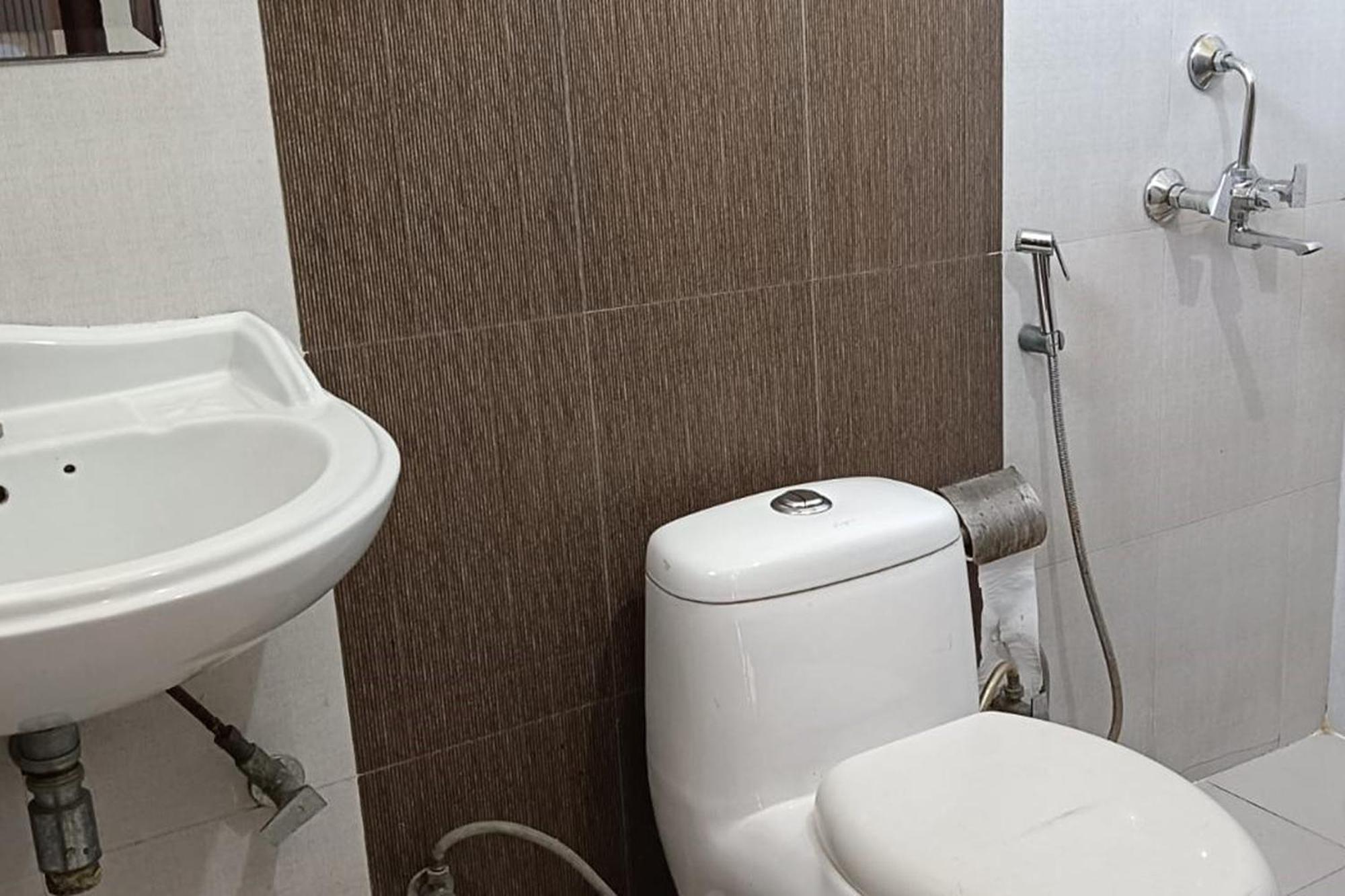 Hotel Shree Kanta Gurgaon Extérieur photo