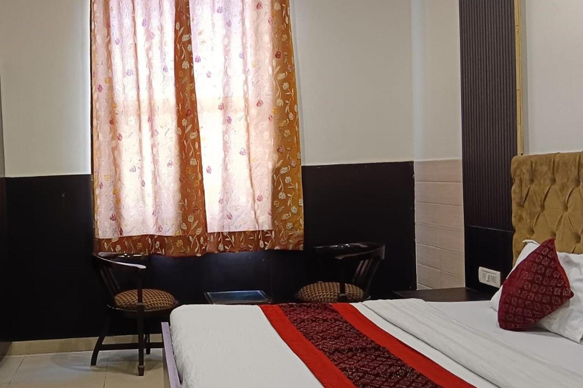 Hotel Shree Kanta Gurgaon Extérieur photo