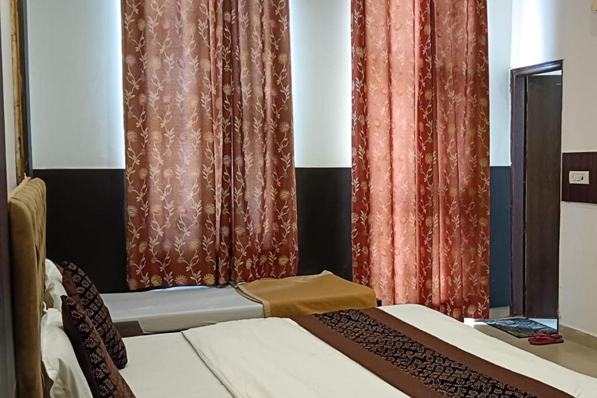 Hotel Shree Kanta Gurgaon Extérieur photo