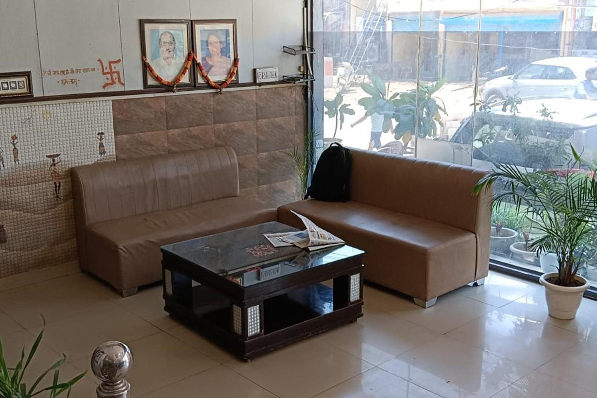 Hotel Shree Kanta Gurgaon Extérieur photo